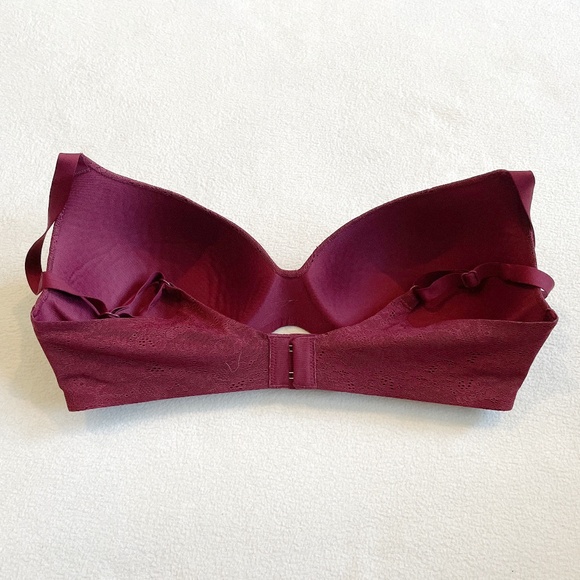 EUC Uniqlo Wireless Bra Size S in Burgundy - Picture 2 of 4